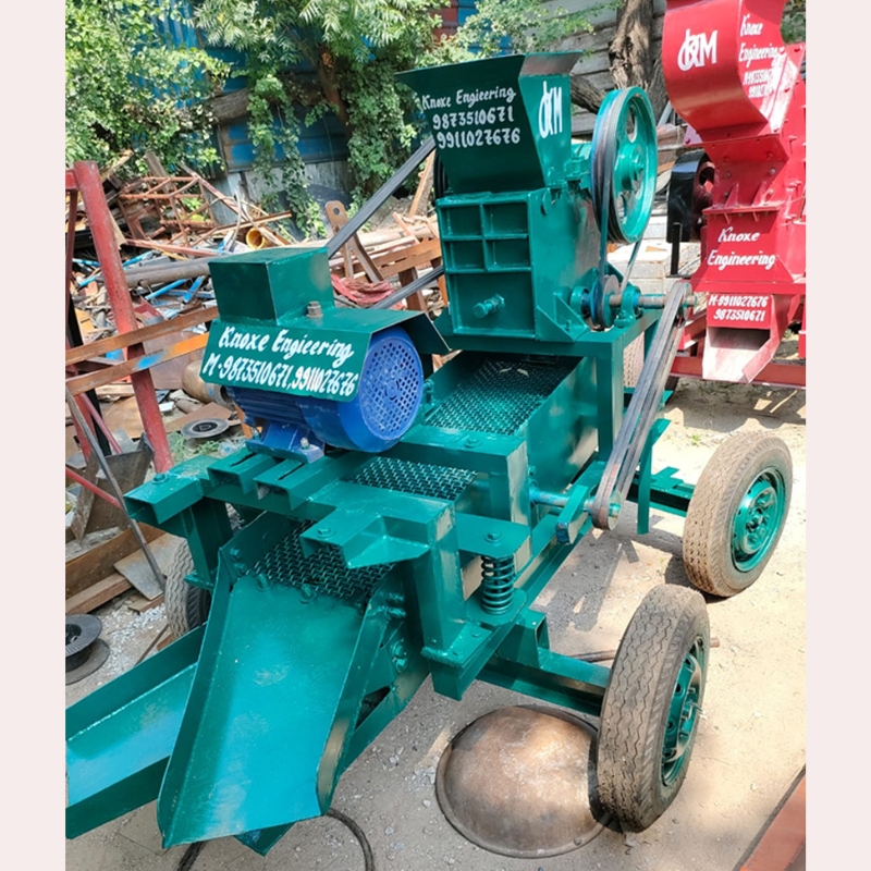 5-TPH-STONE-CRUSHER-WITH-DOUL-SCREEN-3