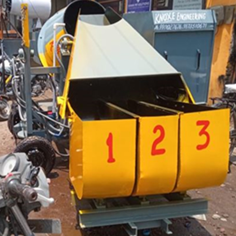 CONCRETE-MIXER-WITH-3-BIN-HYD-2